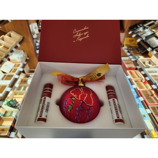 Подарочный новогодний набор: две сигары Romeo y Julieta Petit Churchills Tubos и шар (ручная роспись)